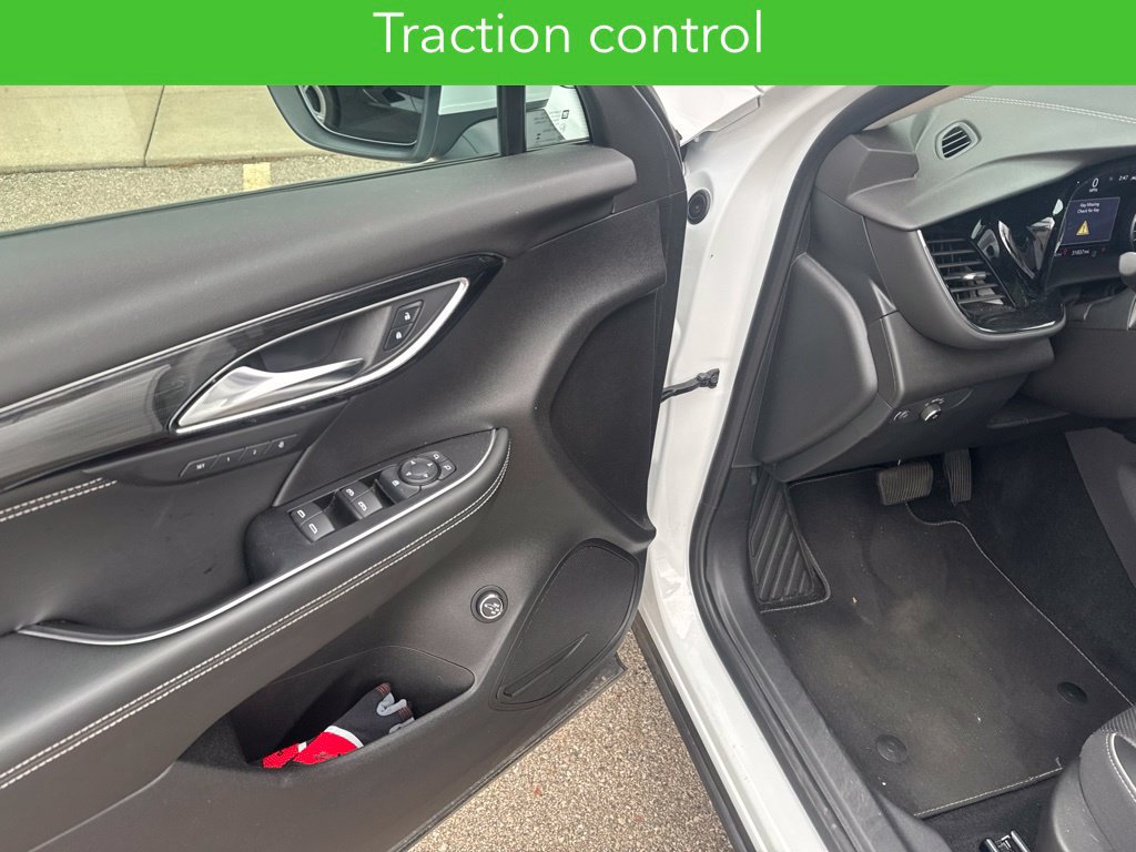 2023 Buick Envision Essence - Photo 14