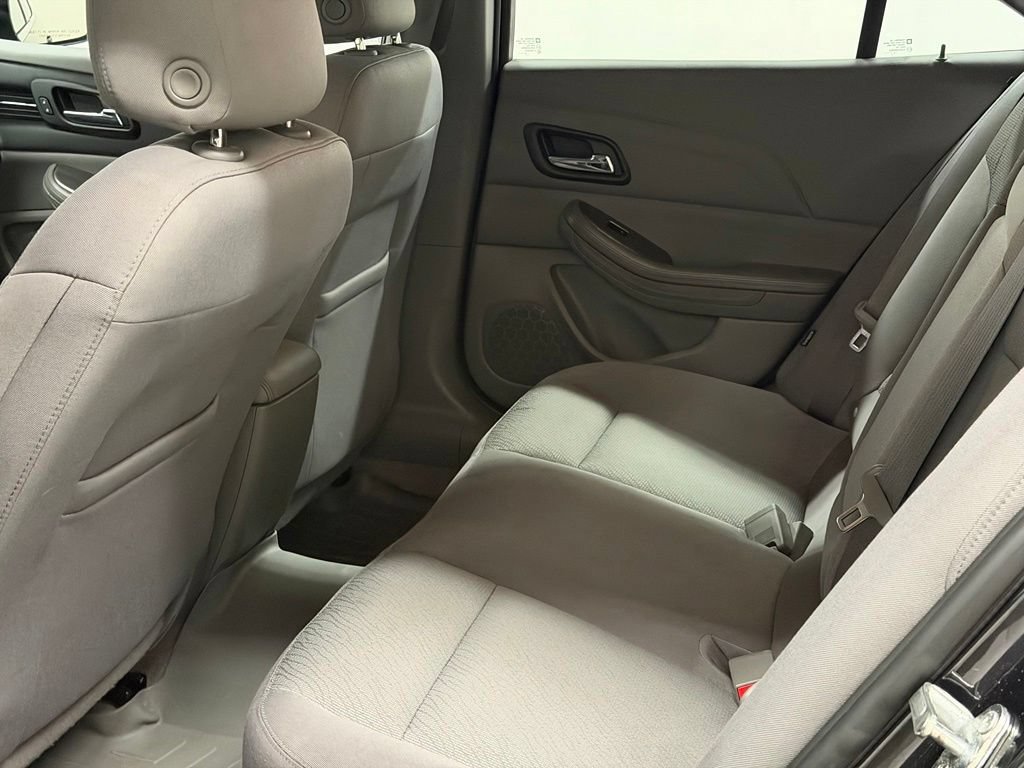 2015 Chevrolet Malibu 1LS - Photo 24