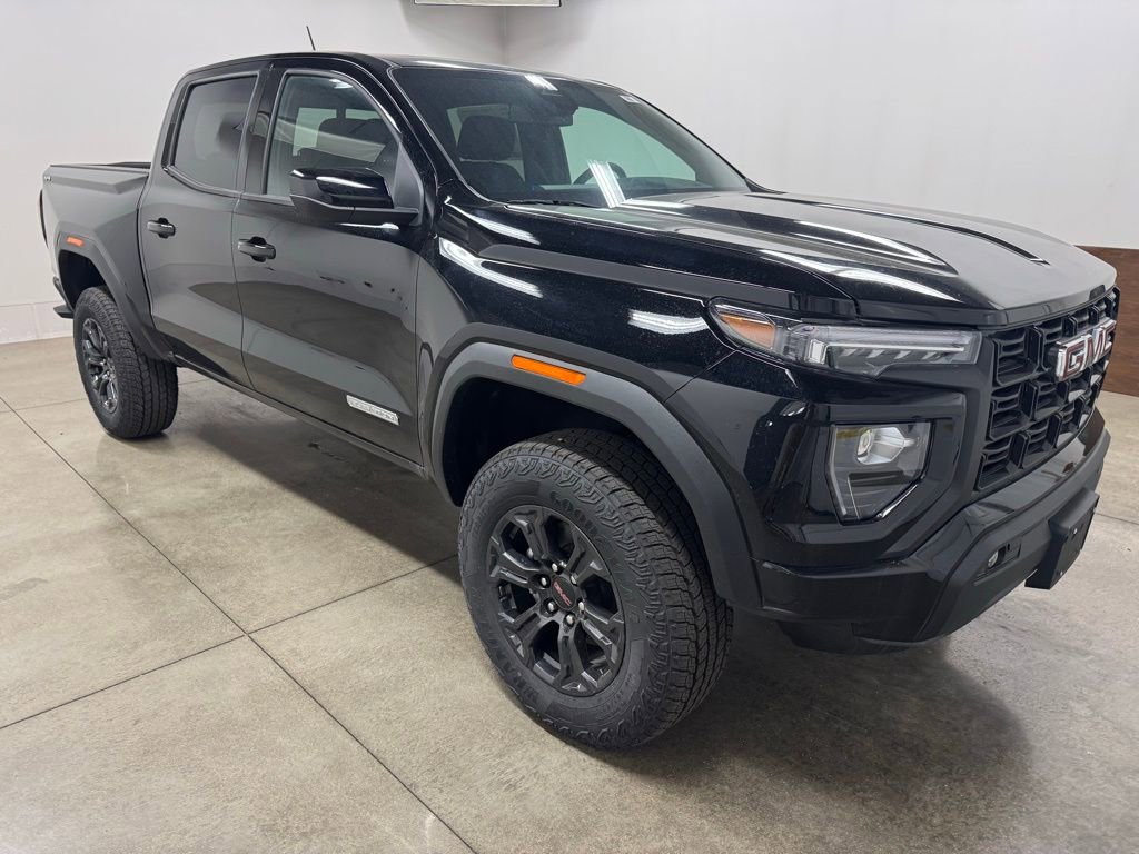 2025 GMC Canyon Elevation's photo