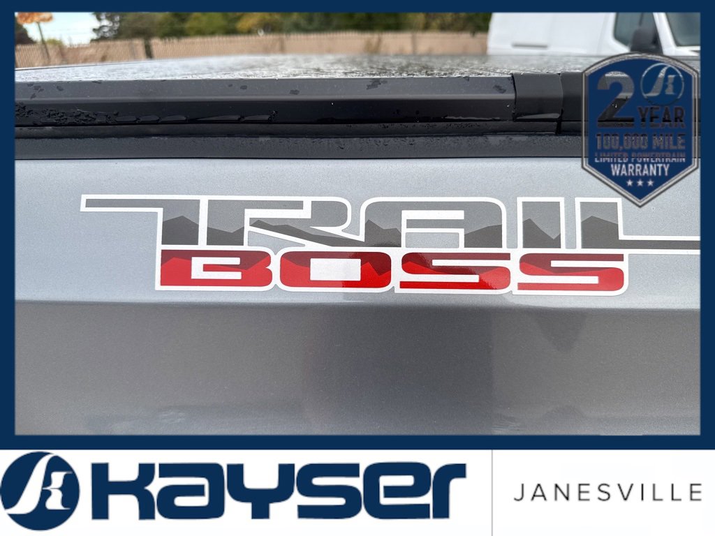 2021 Chevrolet Silverado 1500 LT Trail Boss photo 2
