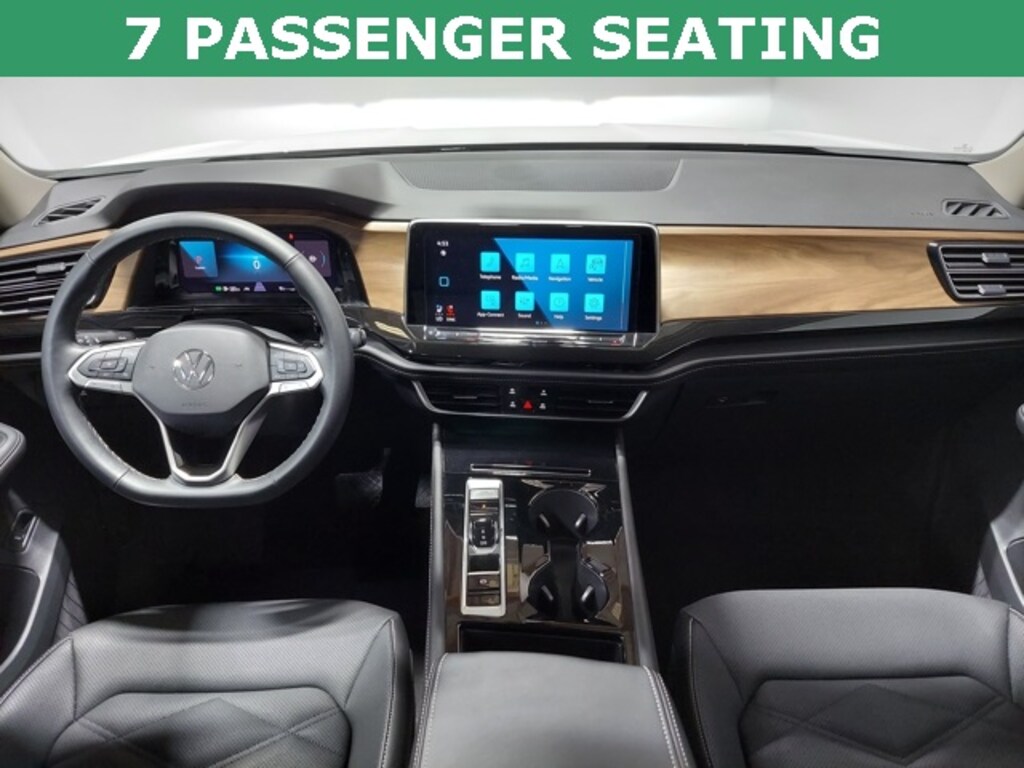 Used 2025 Volkswagen Atlas 2.0T SE w/Technology SUV