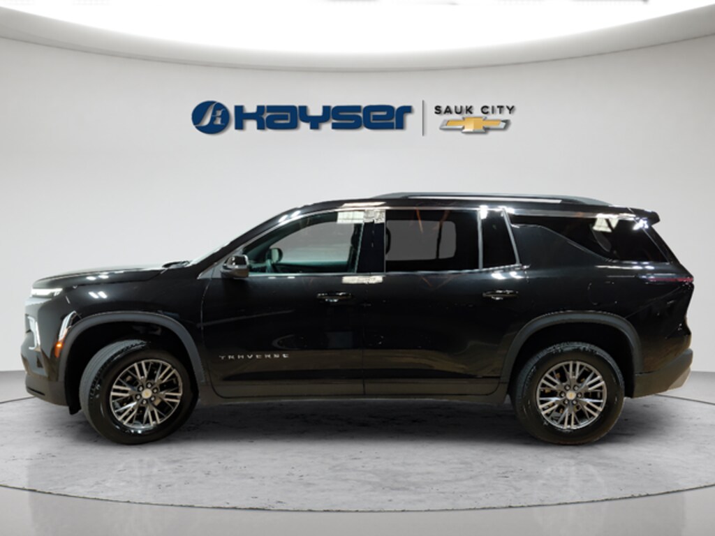 Used 2026 Chevrolet Traverse LT SUV
