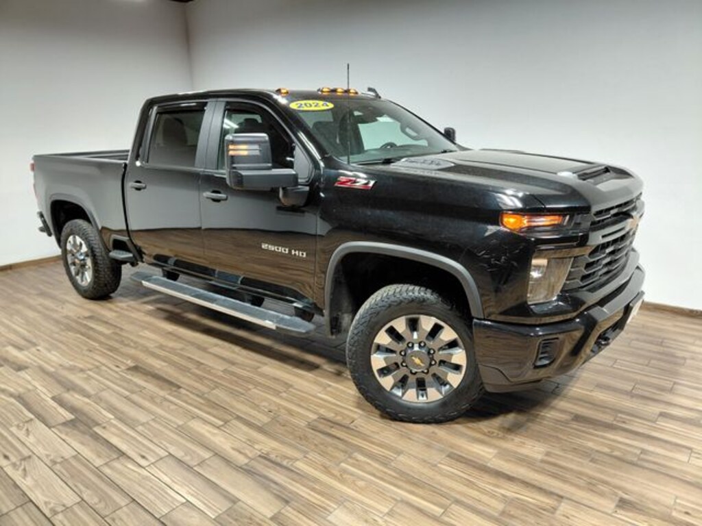 Used 2024 Chevrolet Silverado 2500HD Custom Truck