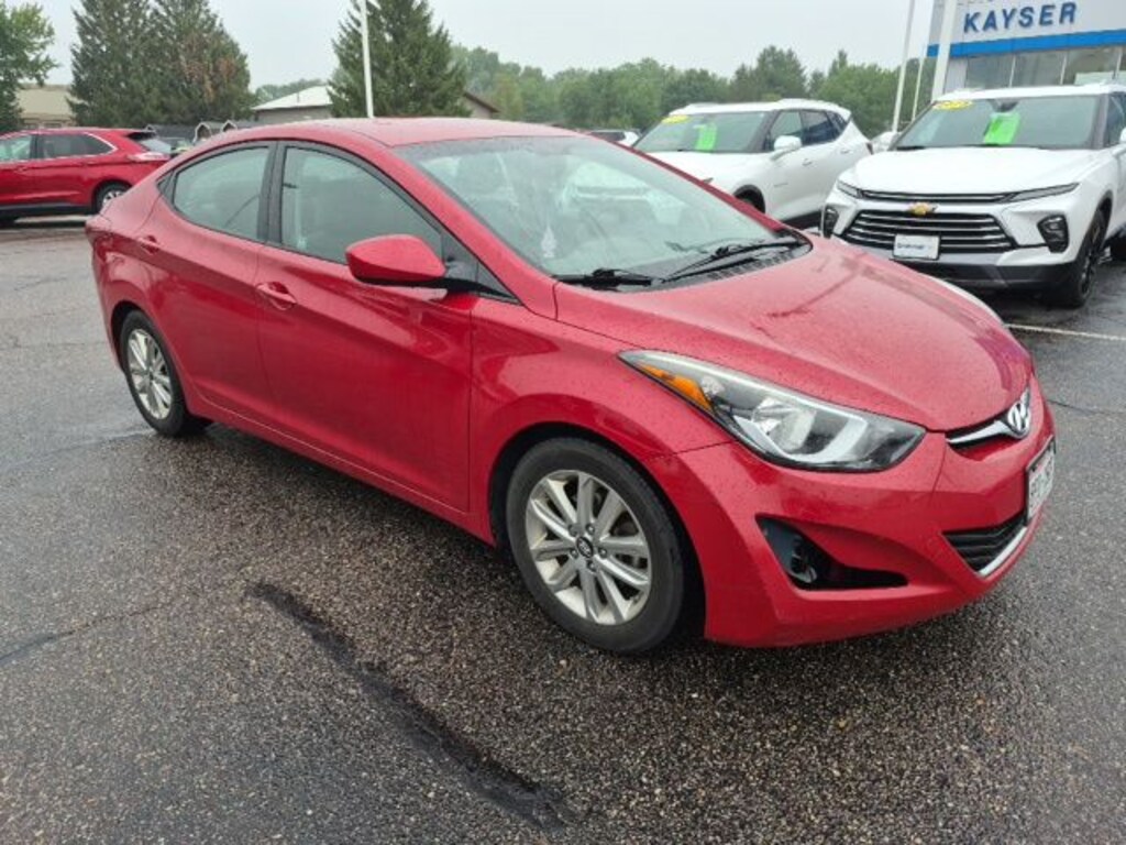 Used 2015 Hyundai Elantra SE Sedan
