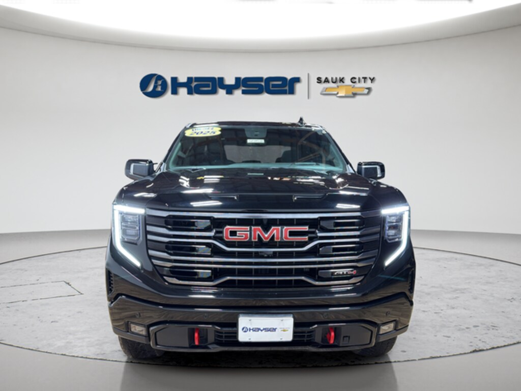 Used 2025 GMC Sierra 1500 AT4 Truck