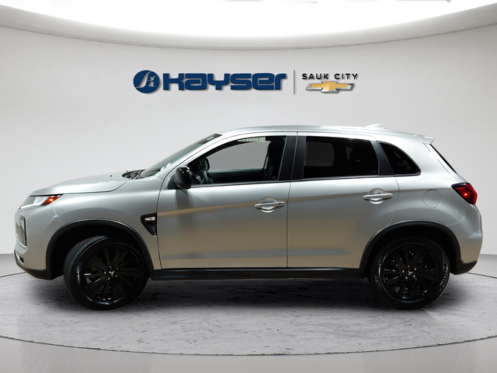 Used 2025 Mitsubishi Outlander Sport 2.0 LE SUV