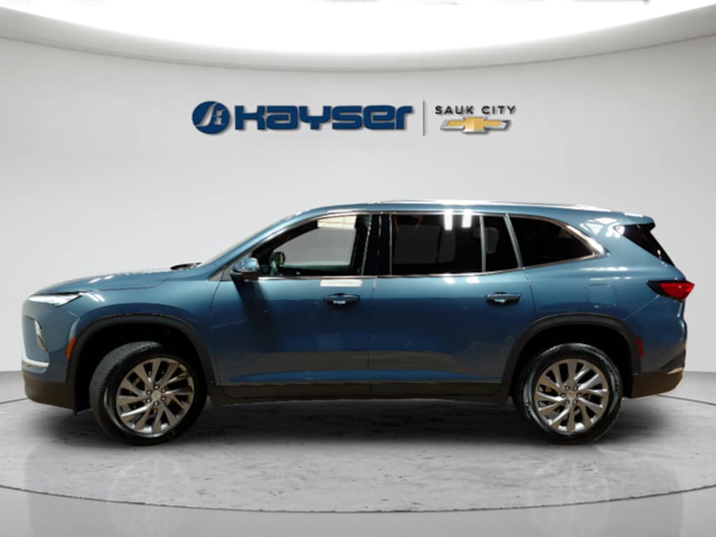 Used 2025 Buick Enclave Preferred SUV