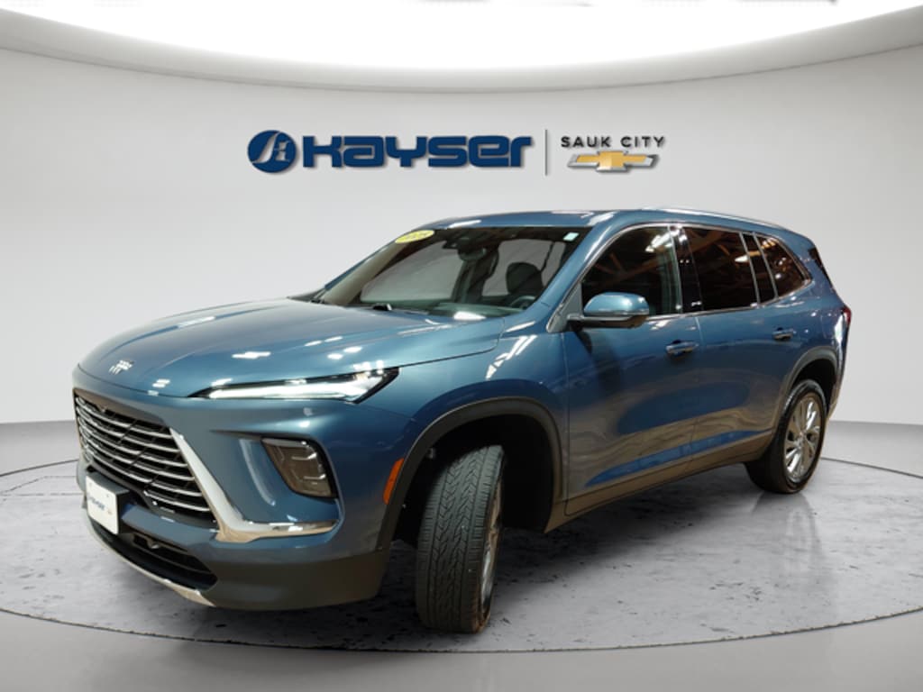 Used 2025 Buick Enclave Preferred SUV