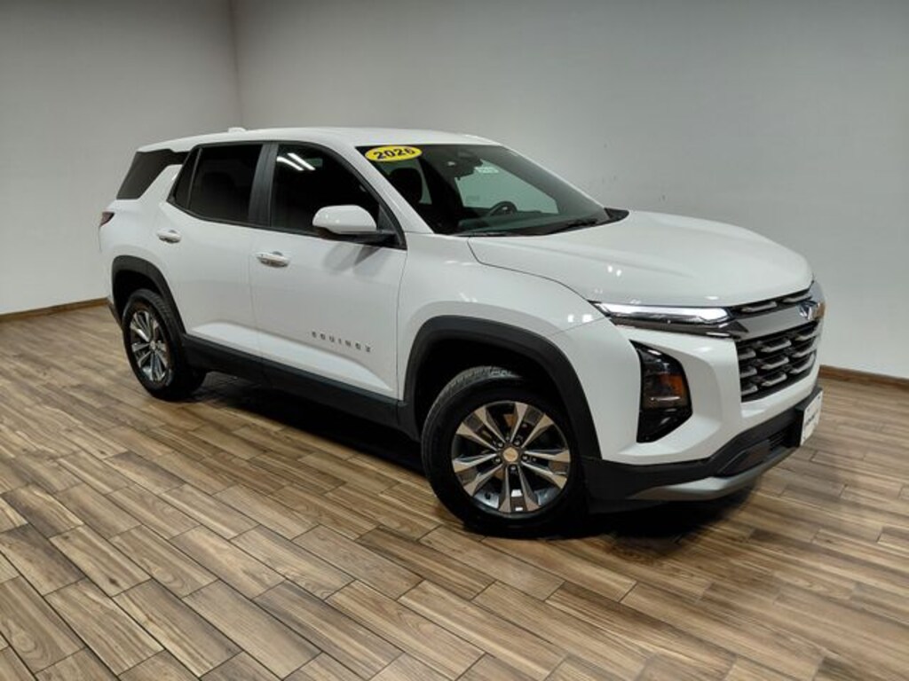 Used 2026 Chevrolet Equinox LT SUV