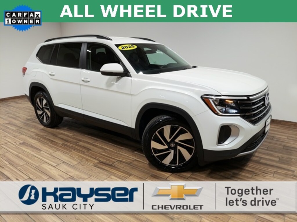 Used 2025 Volkswagen Atlas 2.0T SE w/Technology SUV