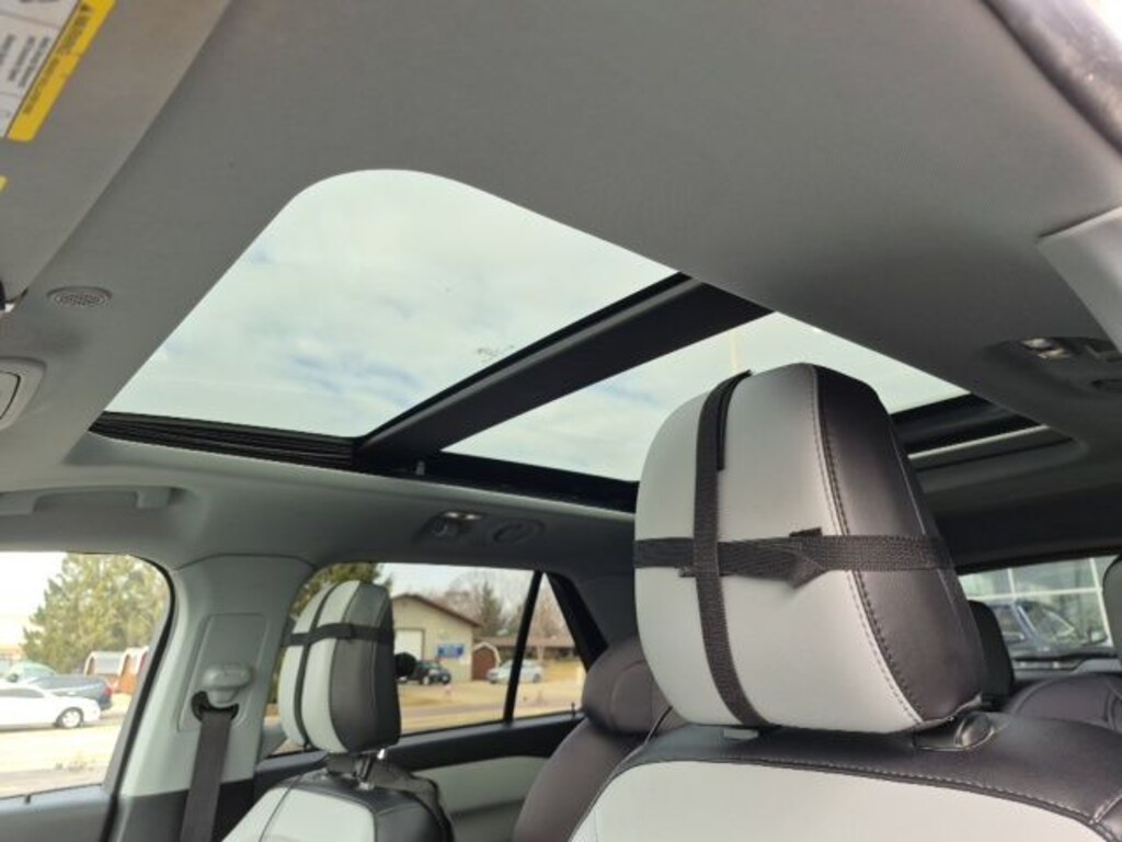 Used 2021 Ford Explorer XLT SUV