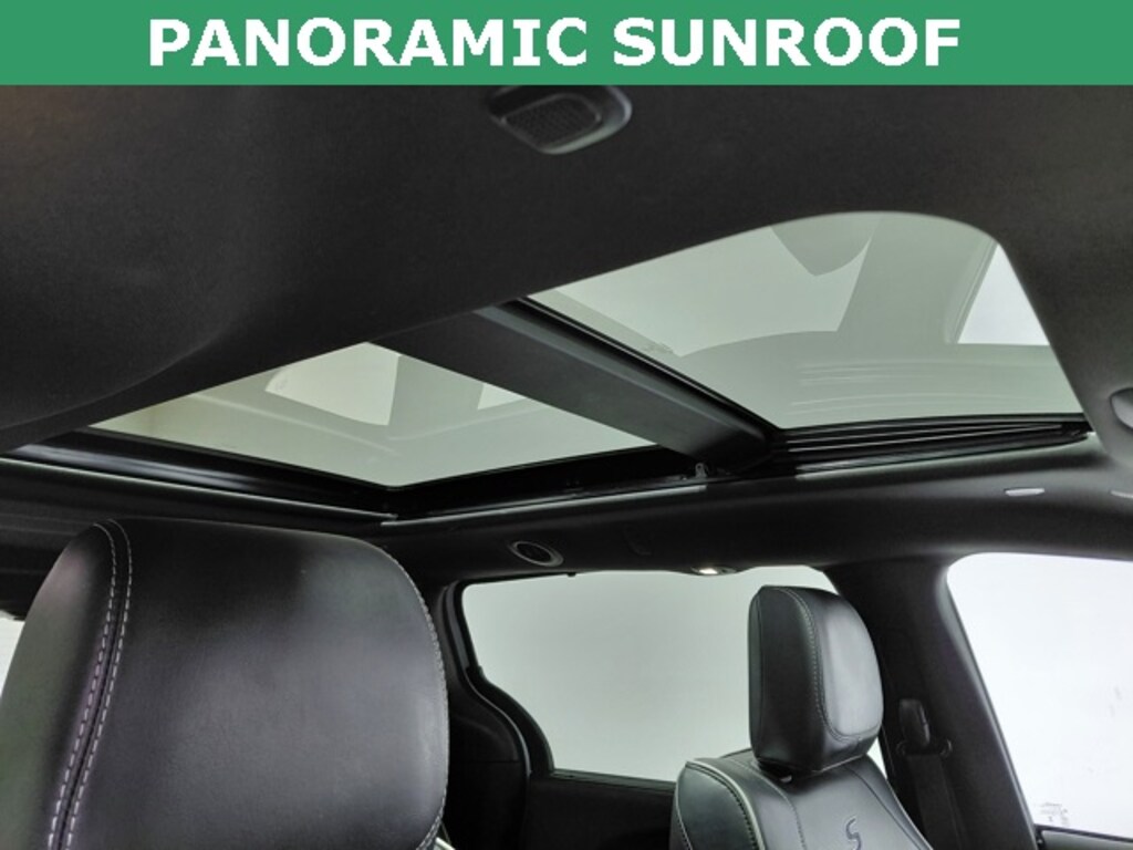 Used 2025 Chrysler Pacifica Limited Minivan/Van