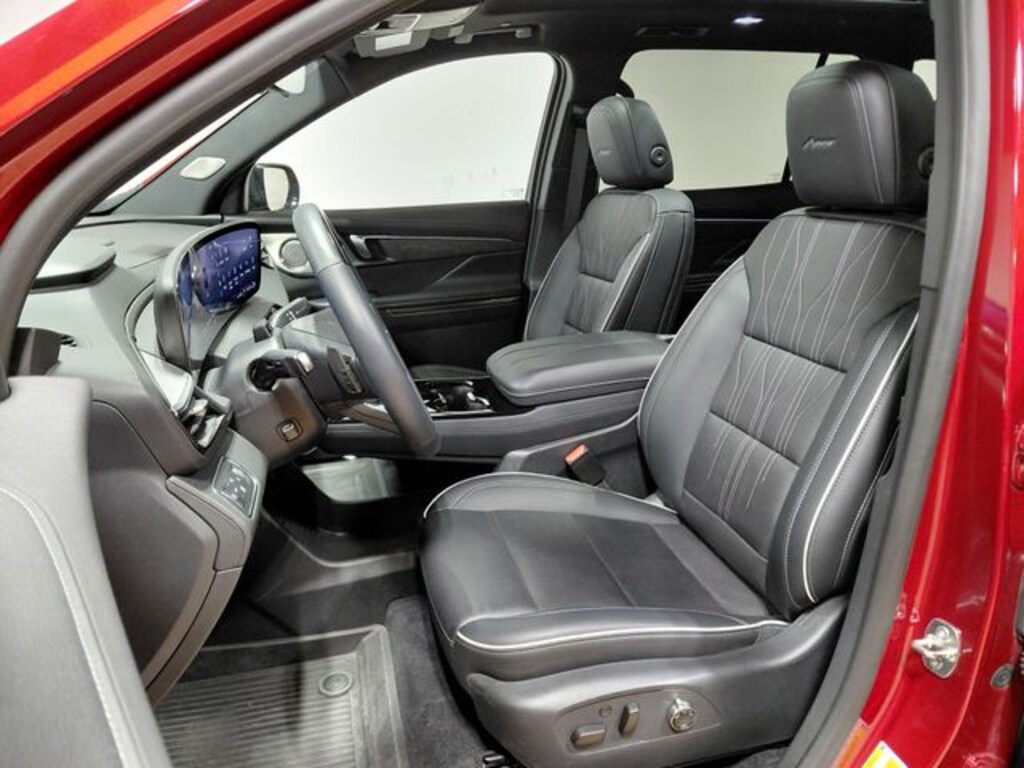 Used 2025 Buick Enclave Avenir SUV