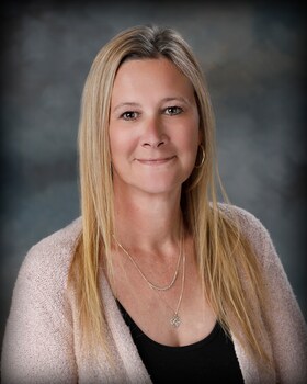 Staff member Samantha Faul from 1847e0d654ad