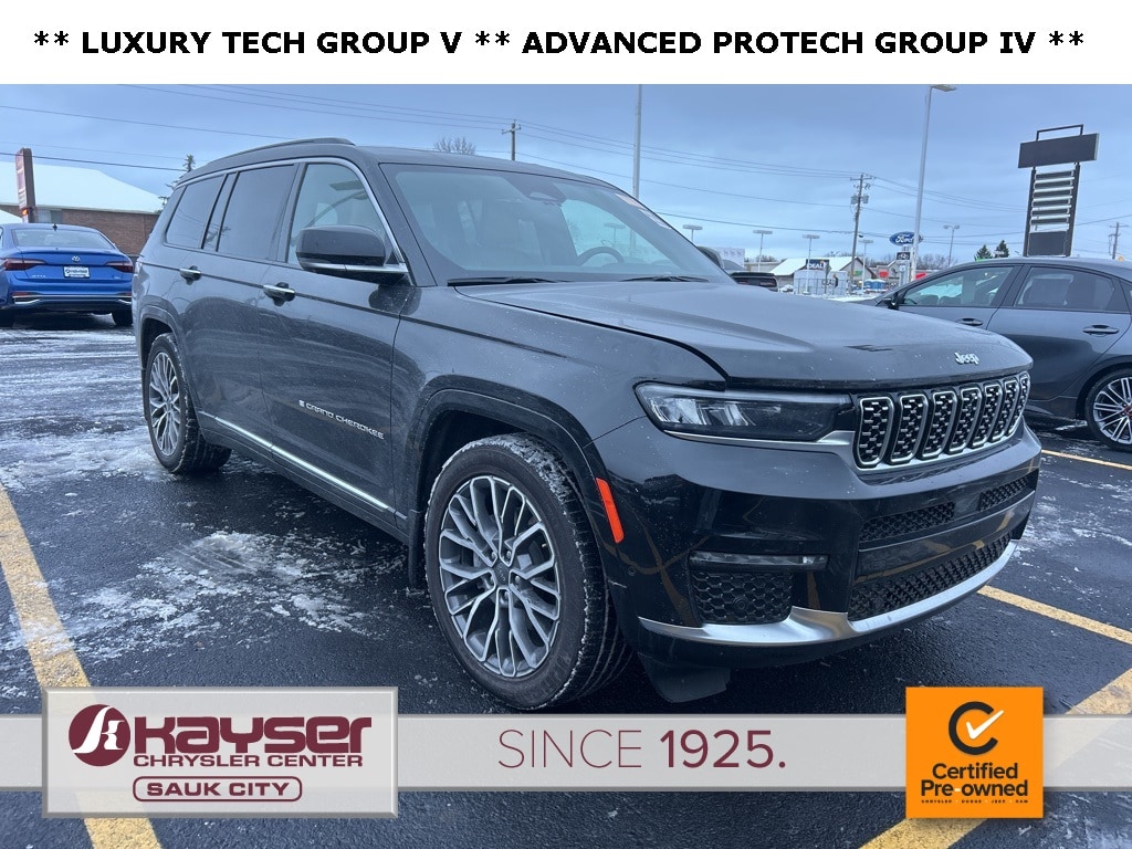 2024 Jeep Grand Cherokee L Summit Reserve's photo