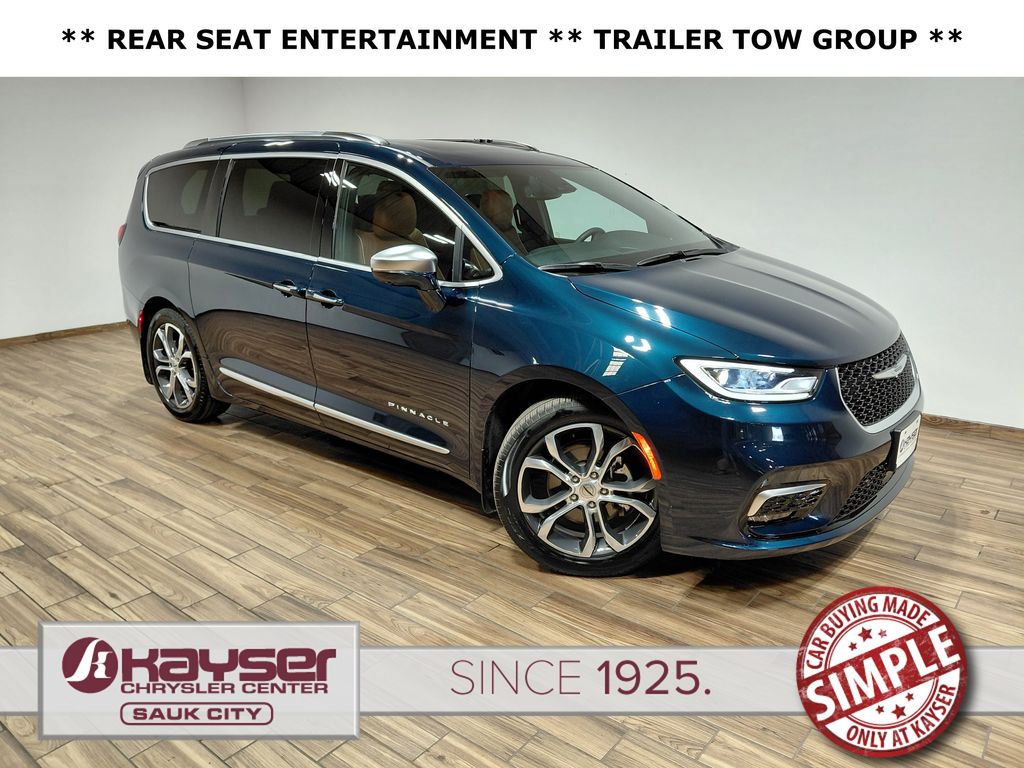 2024 Chrysler Pacifica Pinnacle's photo