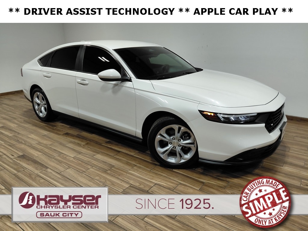 2023 Honda Accord LX's photo