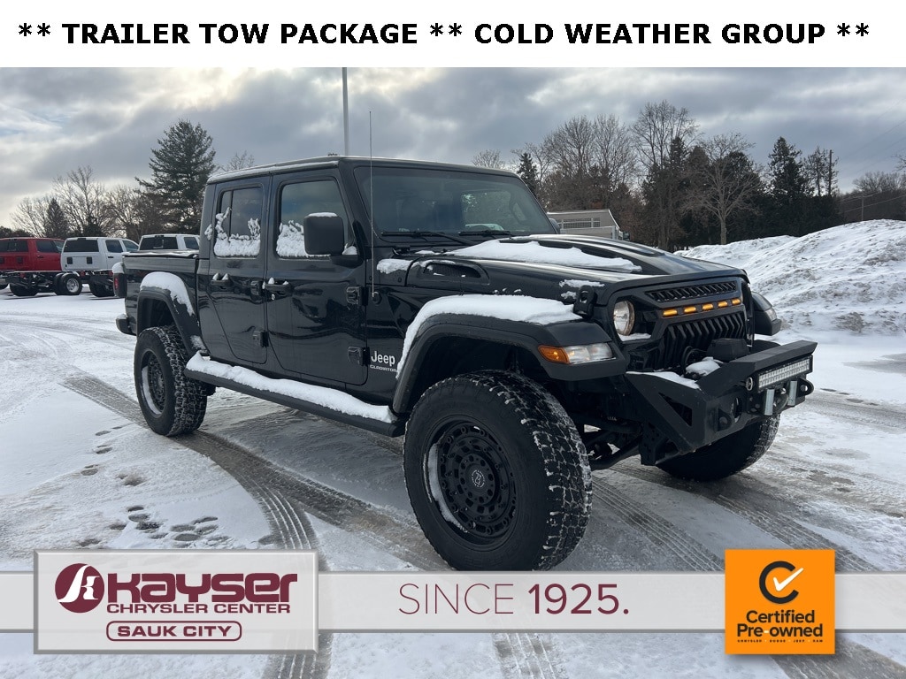 2022 Jeep Gladiator Overland's photo