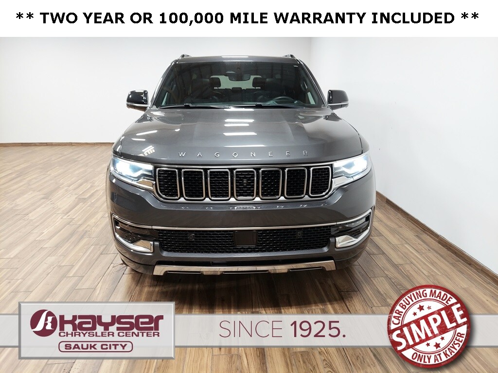 2023 Jeep Wagoneer L Series III photo 2