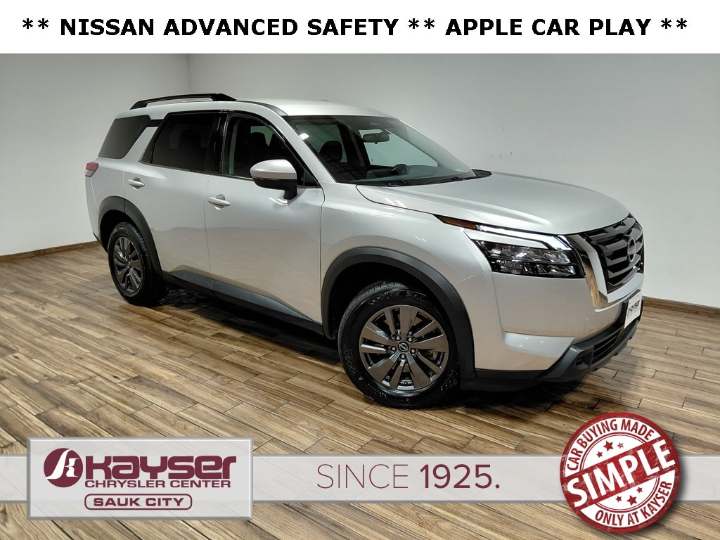 2024 Nissan Pathfinder SV's photo