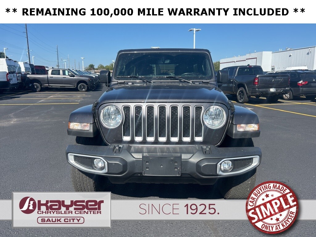 2022 Jeep Wrangler Unlimited Sahara photo 2