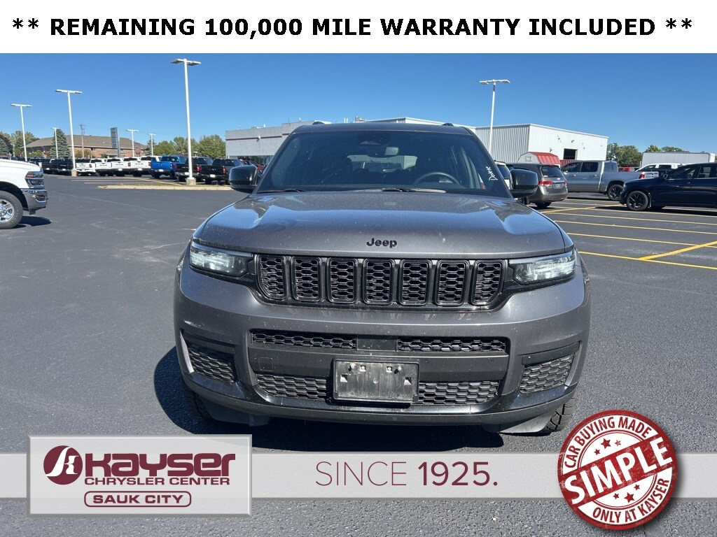 2023 Jeep Grand Cherokee Laredo photo 2