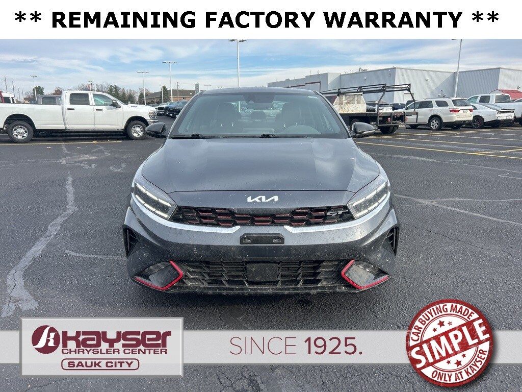 2023 Kia Forte GT photo 2