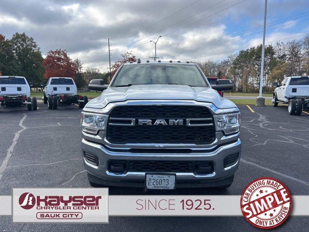2020 Ram 2500 Tradesman photo 2
