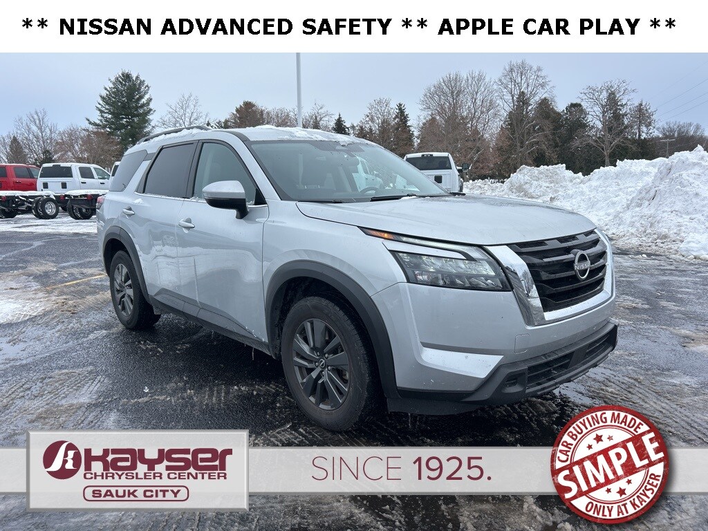Used 2024 Nissan Pathfinder SV SUV
