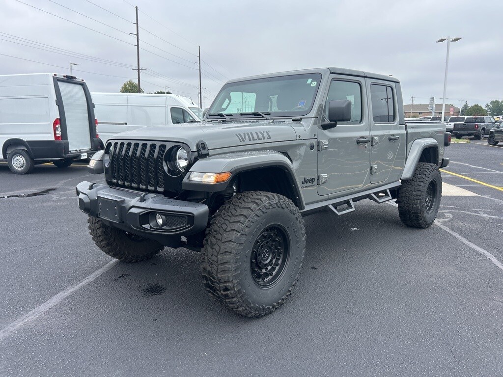 2021 Jeep Gladiator Sport photo 3