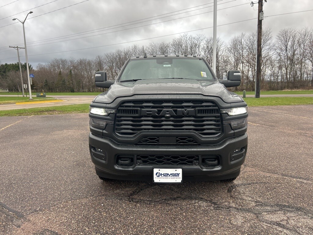 2025 Ram 2500 Tradesman photo 2