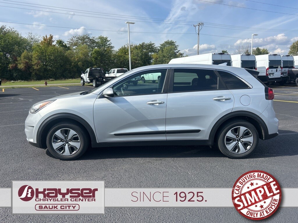 2018 Kia Niro FE photo 2