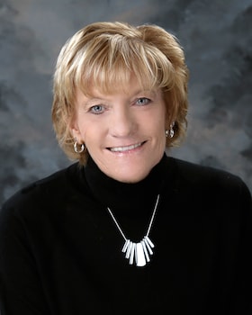 Staff member Becky Johnson from 0571e13d3470