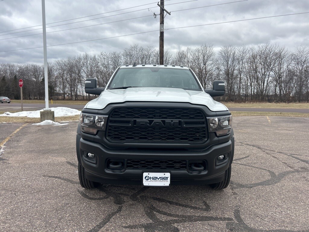 2024 Ram 4500 Tradesman photo 2