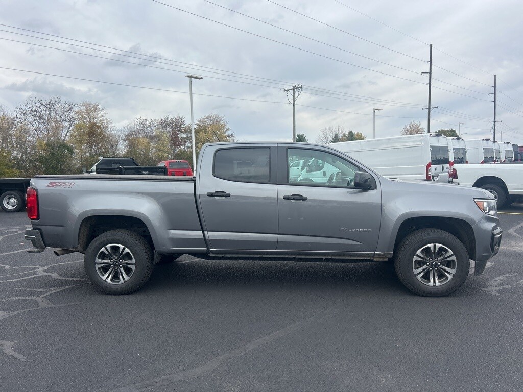 2022 Chevrolet Colorado Z71 photo 3