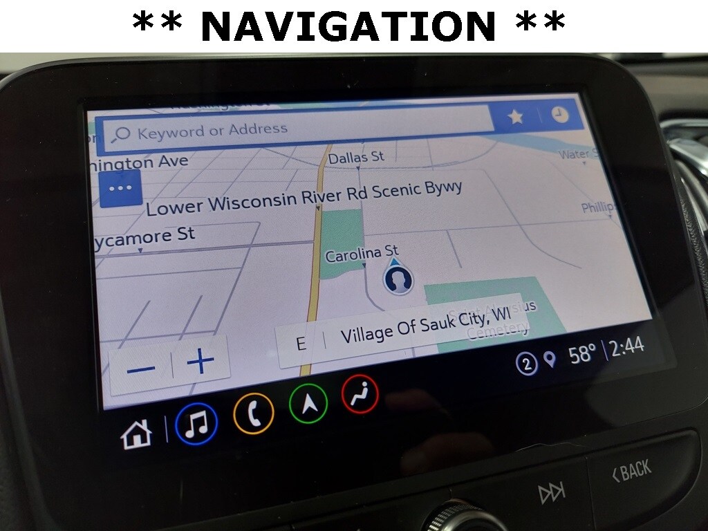 2021 Chevrolet Malibu Premier photo 3