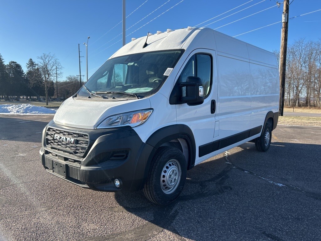 2025 Ram ProMaster 2500 photo 3