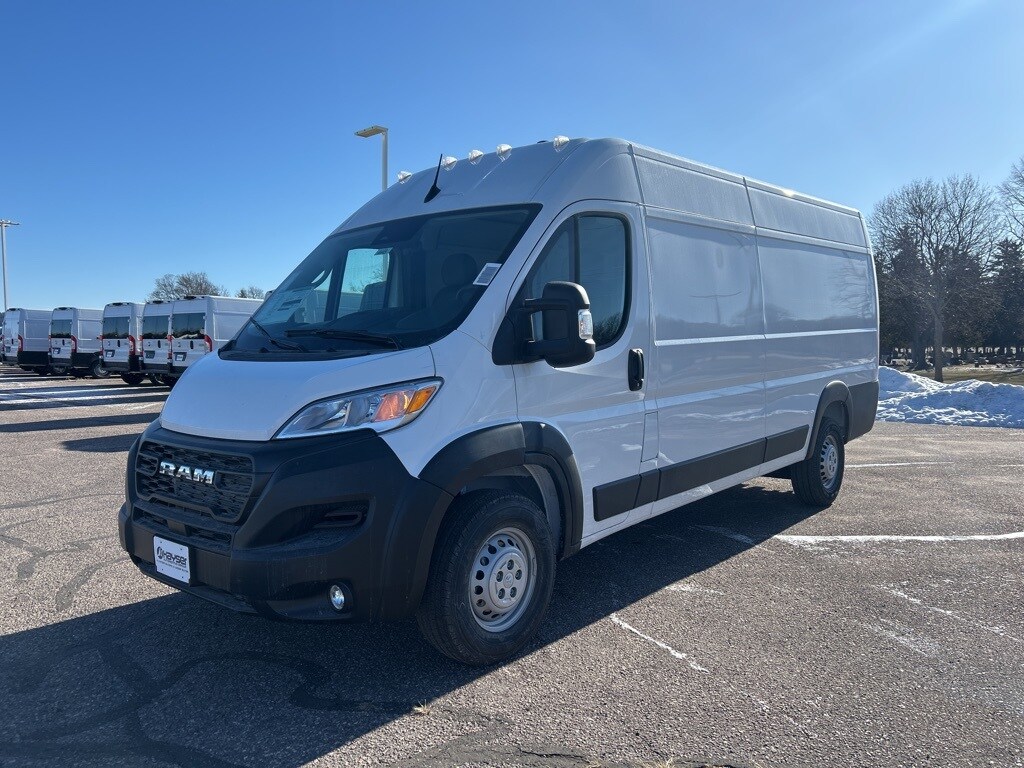2025 Ram ProMaster 3500 photo 3