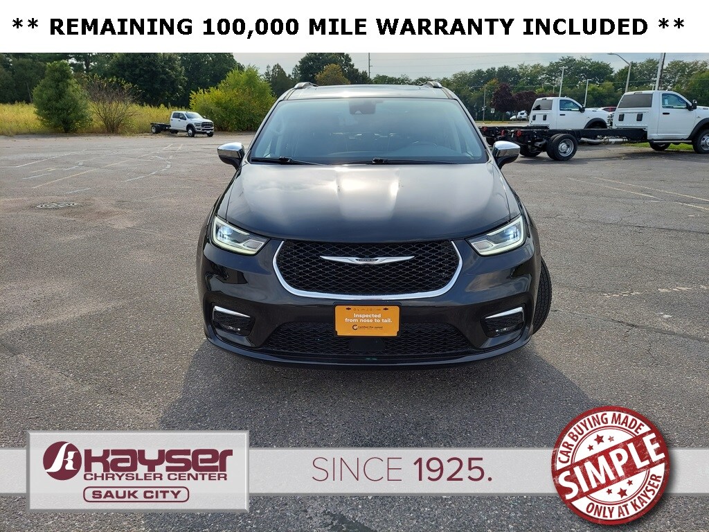 2021 Chrysler Pacifica Limited photo 2