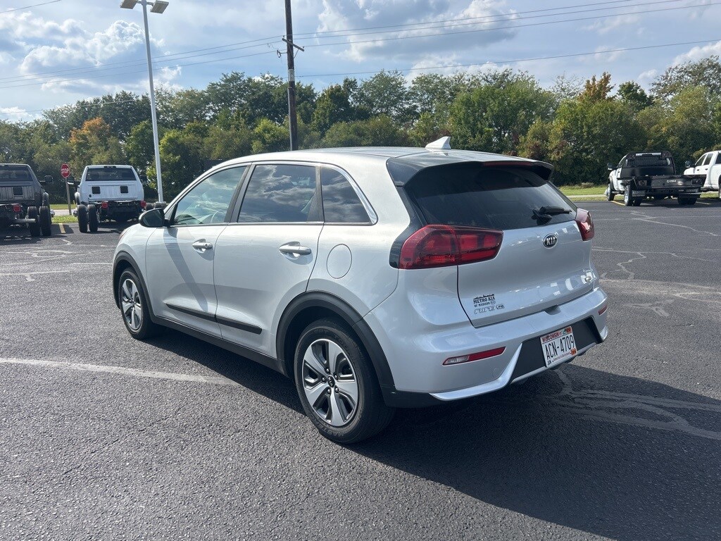 2018 Kia Niro FE photo 3