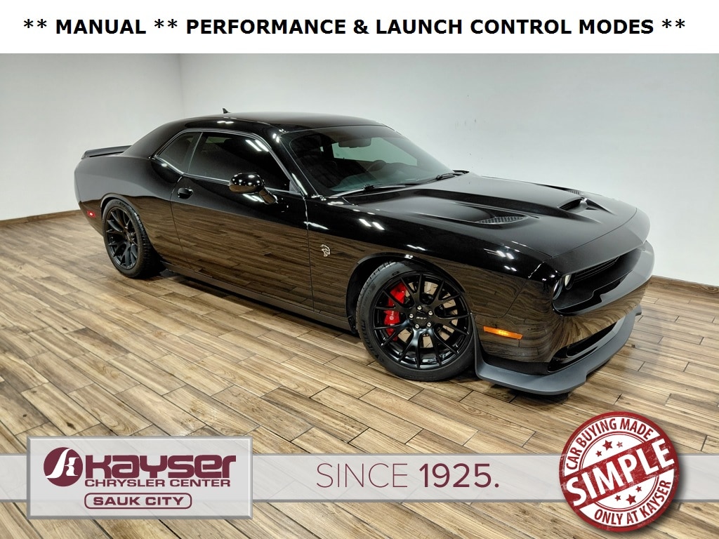 2015 Dodge Challenger SRT's photo