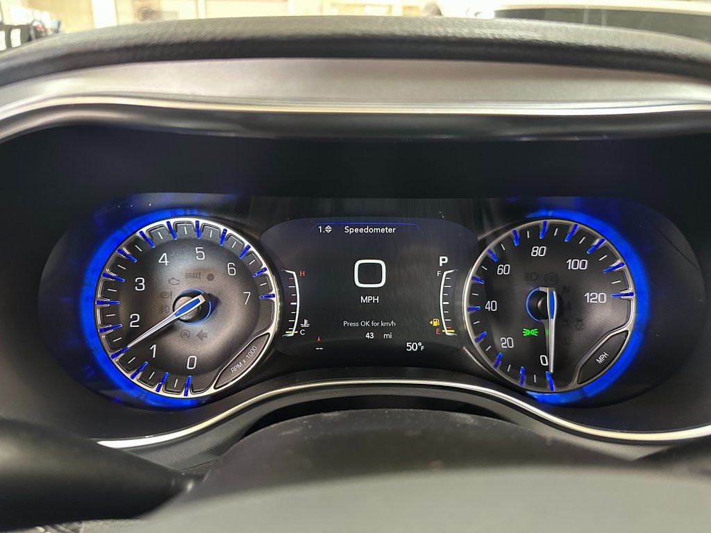 2026 Chrysler Pacifica Limited - Photo 16