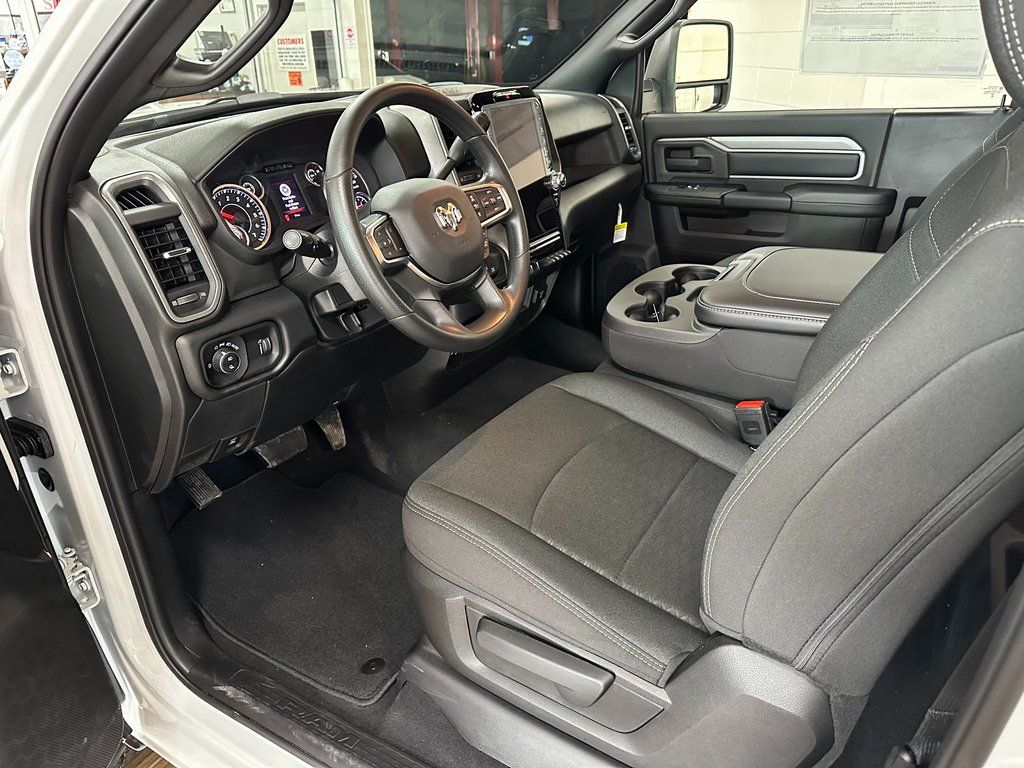 2026 RAM 2500 Tradesman - Photo 9
