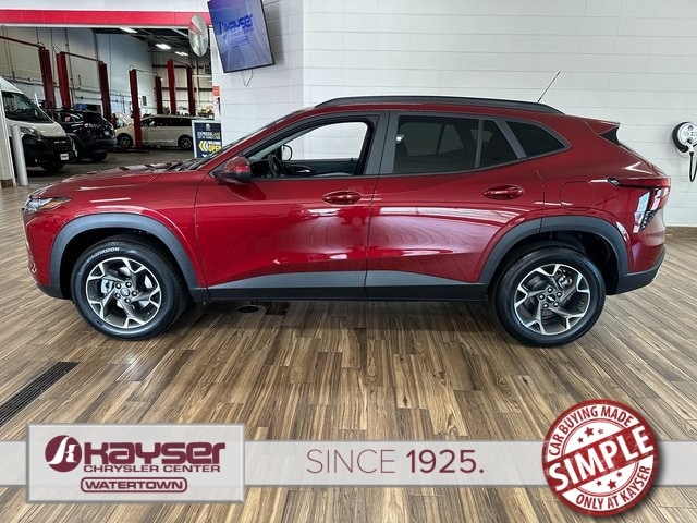 Used 2024 Chevrolet Trax LT with VIN KL77LHE24RC048320 for sale in Watertown, WI