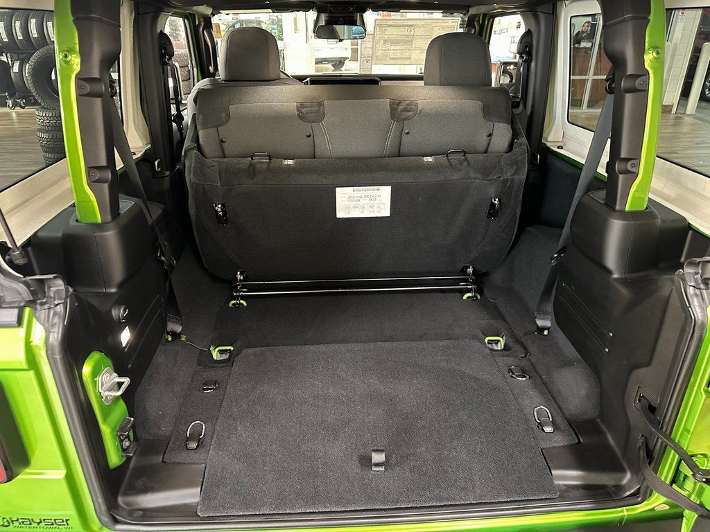 2026 Jeep Wrangler 2-Door Willys - Photo 38
