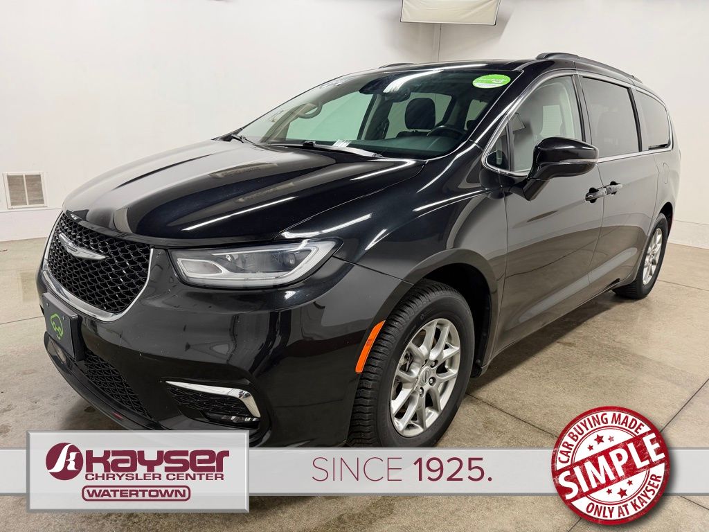 Used 2021 Chrysler Pacifica Touring with VIN 2C4RC1FG1MR510071 for sale in Watertown, WI