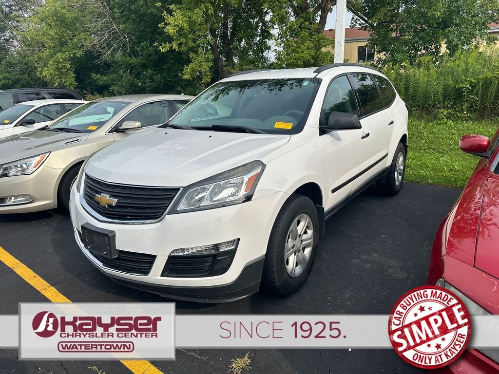 Used 2016 Chevrolet Traverse LS SUV