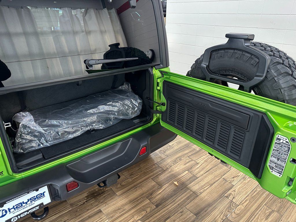 2026 Jeep Wrangler 2-Door Willys - Photo 35