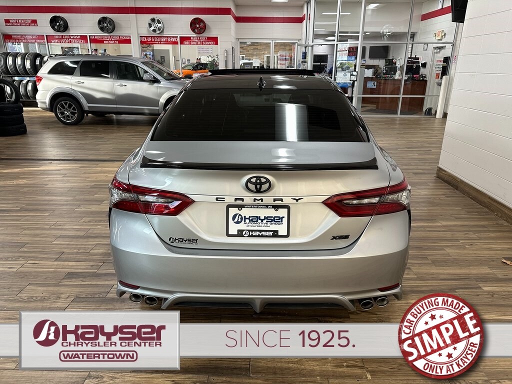 2021 Toyota Camry XSE photo 4