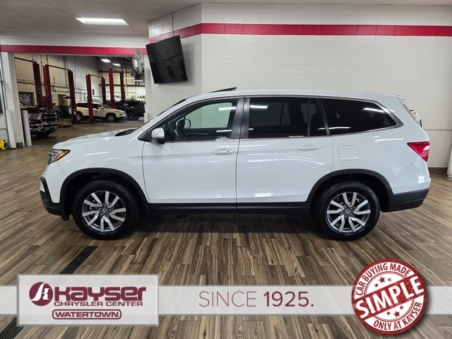 Used 2022 Honda Pilot EX-L with VIN 5FNYF6H55NB087519 for sale in Watertown, WI